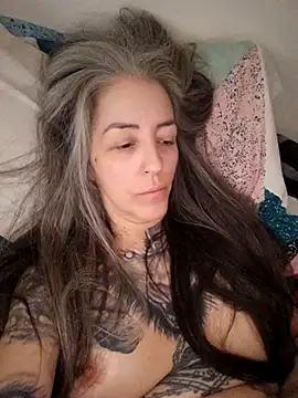 vamporasuccubus19777 online show from 07-05-26, 05:53