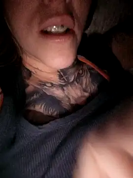 vamporasuccubus19777 online show from 10-11-25, 08:48