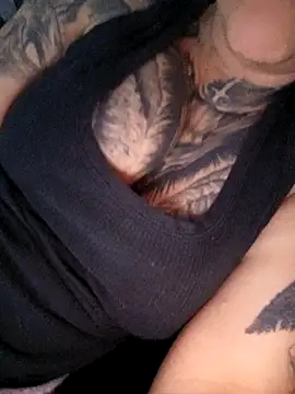 vamporasuccubus19777 online show from 11-08-25, 02:31