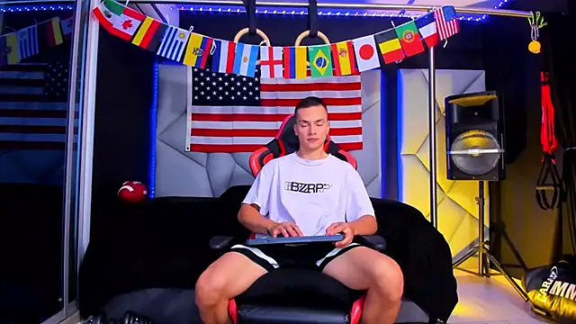 Aydenmiller96 online show from 07-10-26, 01:00