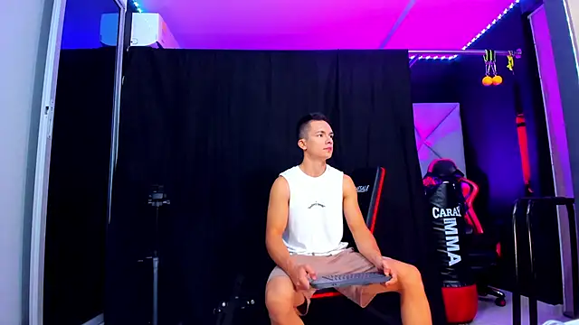 Aydenmiller96 online show from 11-03-25, 12:05