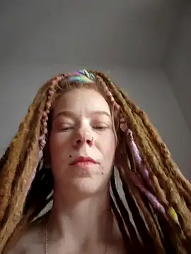 LucidLucy online show from 01-12-26, 01:51