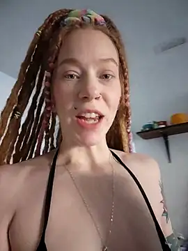 LucidLucy online show from 02-08-26, 04:48