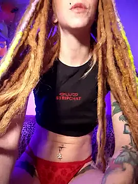 LucidLucy online show from 01-10-26, 03:35