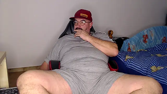 Snapshot of fraboys chatting on 02-19-26, 05:10 fraboys online show from 02-19-26, 05:10