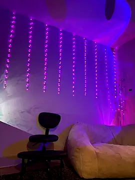 Snapshot of thebrattygoddess chatting on 10-16-25, 10:34 thebrattygoddess online show from 10-16-25, 10:34