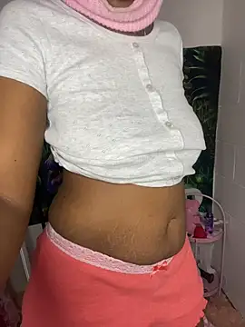 Snapshot of Badjen1027 chatting on 10-30-25, 01:48 Badjen1027 online show from 10-30-25, 01:48