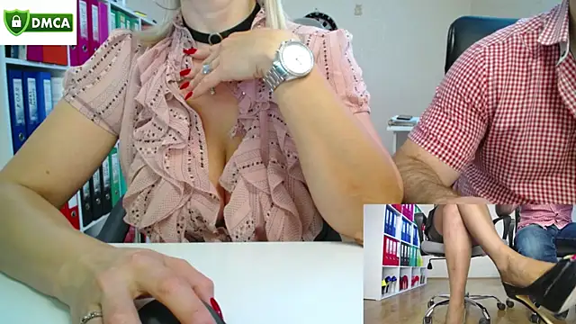 Snapshot of secret-office chatting on 09-20-25, 05:23 secret-office online show from 09-20-25, 05:23