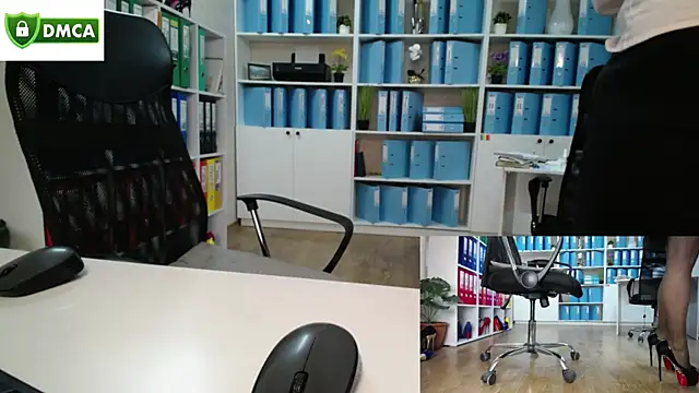 Snapshot of secret-office chatting on 04-27-26, 05:38 secret-office online show from 04-27-26, 05:38