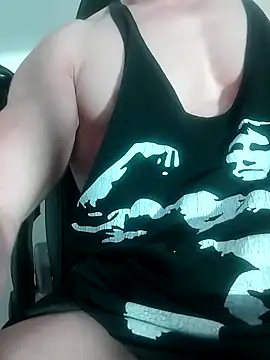 Snapshot of sexy_fit_guy_on_cam chatting on 09-18-25, 08:56 sexy fit guy on cam online show from 09-18-25, 08:56