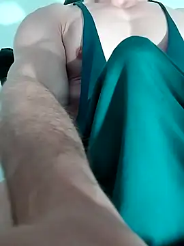 Snapshot of sexy_fit_guy_on_cam chatting on 02-09-26, 09:40 sexy fit guy on cam online show from 02-09-26, 09:40