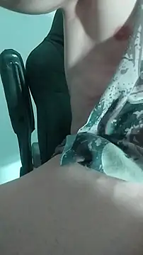 sexy fit guy on cam online show from 04-16-26, 12:00