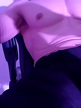 Snapshot of sexy_fit_guy_on_cam chatting on 01-23-25, 04:52 sexy fit guy on cam online show from 01-23-25, 04:52