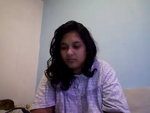 Indianbloom- online show from 09-27-25, 12:33