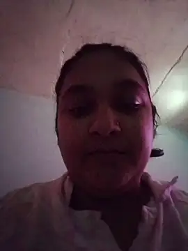 Indianbloom- online show from 02-12-26, 09:42