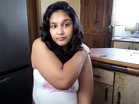 Indianbloom- online show from 09-10-25, 08:35