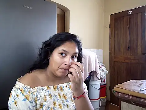 Indianbloom- online show from 09-14-25, 09:09