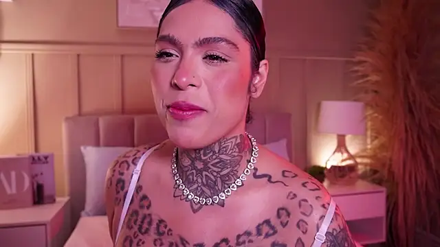 curvyliciousss online show from 06-19-26, 06:36