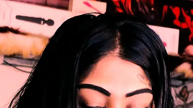 indian dreamgirl online show from 10-31-25, 10:05