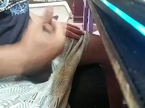 growing20yo online show from 06-17-26, 12:32