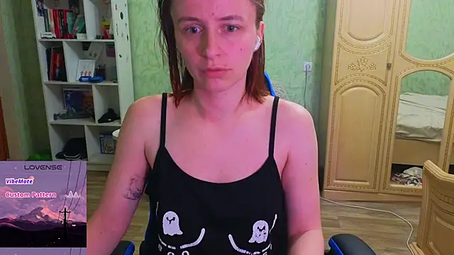 Snapshot of DanaMartina chatting on 03-17-25, 03:47 DanaMartina online show from 03-17-25, 03:47