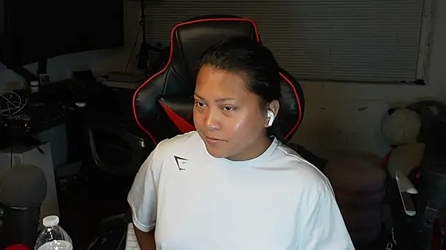 Bubbleliyah online show from 04-05-26, 05:47