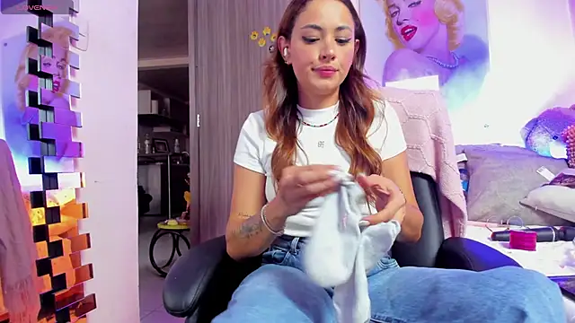 KimberlySaen online show from 02-21-26, 10:23