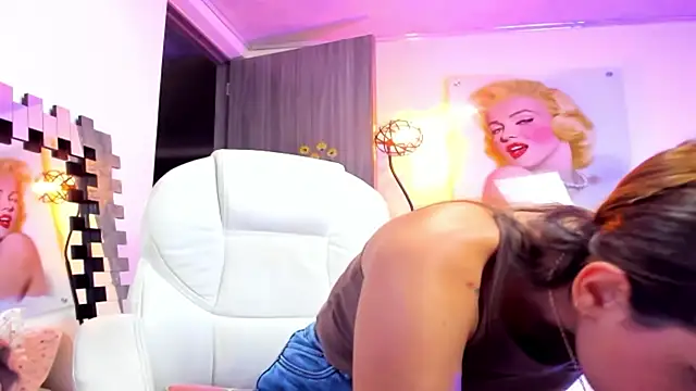 KimberlySaen online show from 10-21-25, 09:36