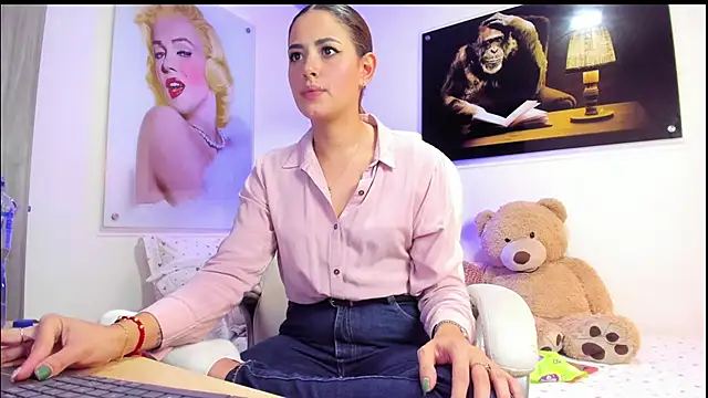 KimberlySaen online show from 10-06-25, 10:43