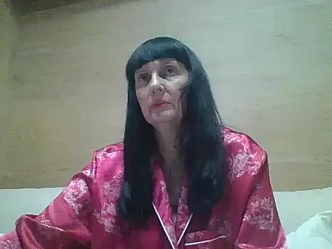 Snapshot of MelanyBanks chatting on 05-14-26, 06:05 MelanyBanks online show from 05-14-26, 06:05