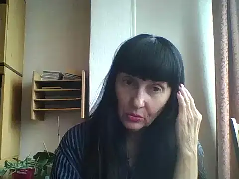 MelanyBanks online show from 11-18-25, 11:57