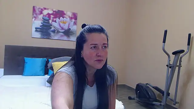 Gia888888 online show from 03-17-26, 02:53