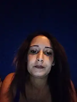 Snapshot of Alina03210 chatting on 07-13-26, 07:35 Alina03210 online show from 07-13-26, 07:35