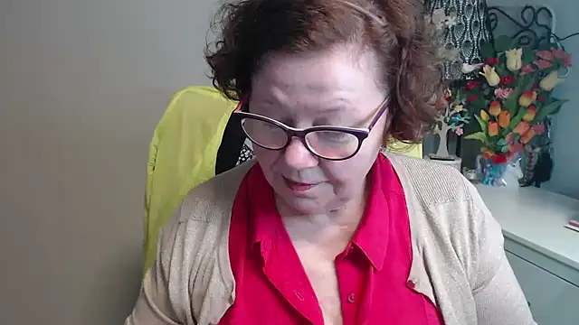 Adelewildx online show from 04-10-26, 03:46