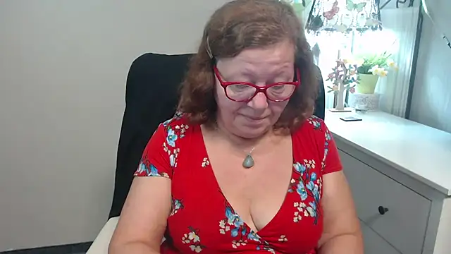 Adelewildx online show from 09-09-25, 02:43