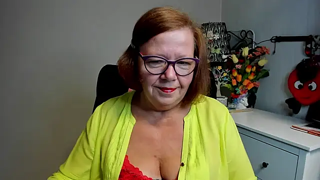 Adelewildx online show from 07-06-26, 03:02