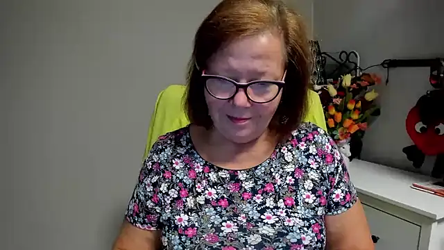 Adelewildx online show from 07-09-26, 03:18