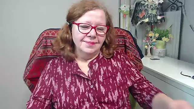 Adelewildx online show from 11-05-25, 04:04