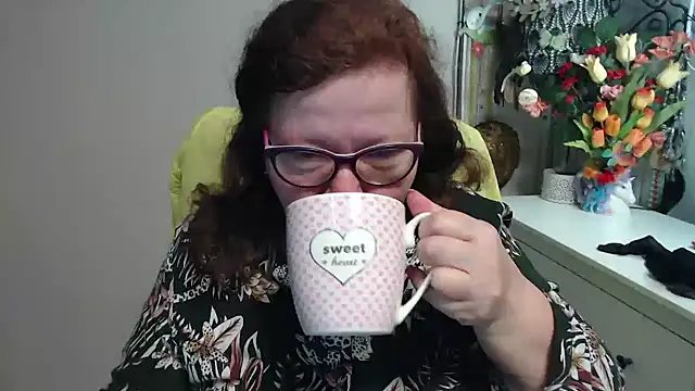 Adelewildx online show from 02-10-26, 04:00