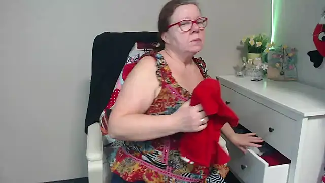 Adelewildx online show from 02-26-25, 03:57