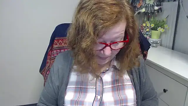 Adelewildx online show from 10-22-25, 03:17