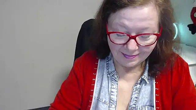 Adelewildx online show from 03-17-25, 07:35