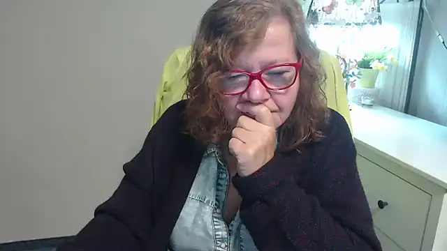 Adelewildx online show from 10-02-25, 02:59