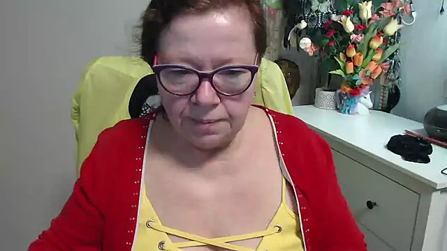 Adelewildx online show from 02-17-26, 04:32