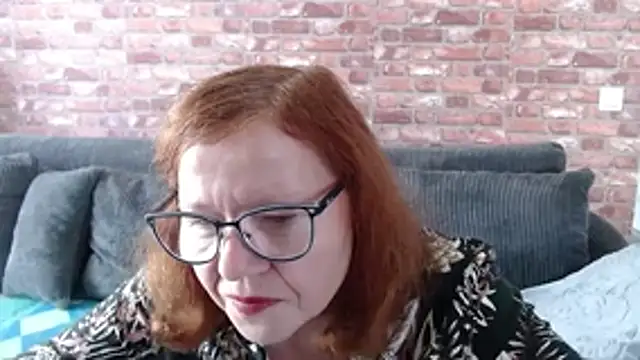 Adelewildx online show from 10-10-25, 11:00