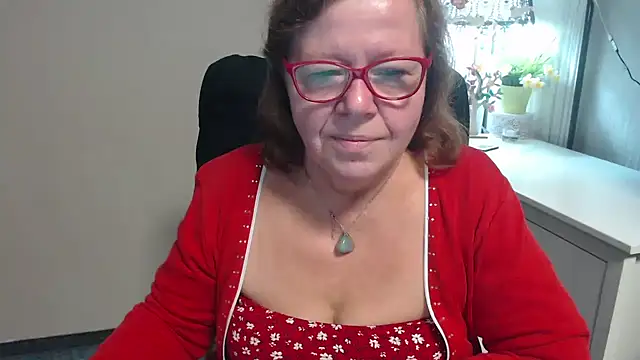 Adelewildx online show from 09-18-25, 03:31