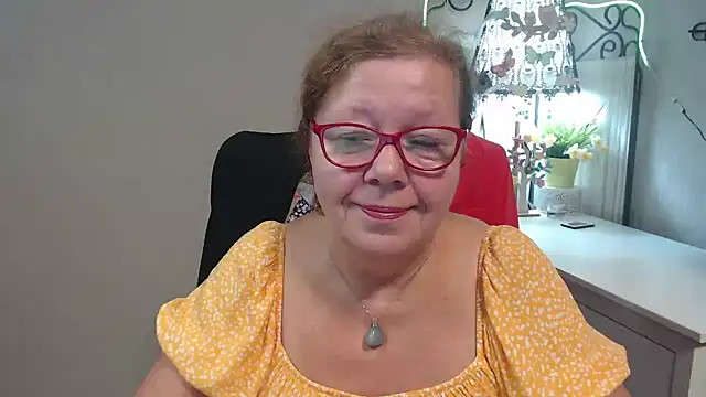 Adelewildx online show from 09-10-25, 03:27