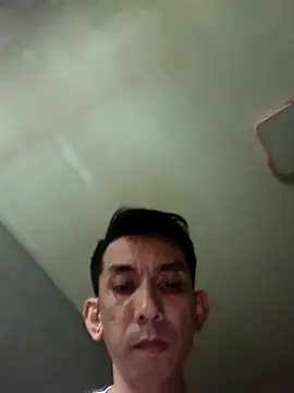 Snapshot of assluv1909 chatting on 03-22-25, 09:13 assluv1909 online show from 03-22-25, 09:13