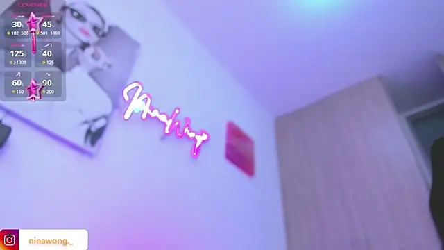 NinaWong online show from 03-19-25, 07:38