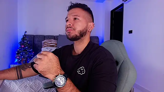 Snapshot of mister_miike chatting on 11-30-25, 03:18 mister miike online show from 11-30-25, 03:18